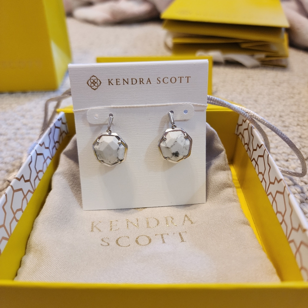 Kendra Scott Silver and White Hexagon Earrings. NO BOX INCLUDED - Picture 3 of 6